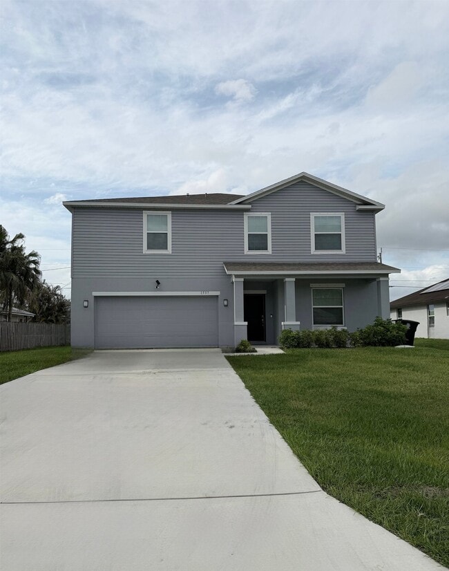 Photo - 1557 SW Dycus Ave