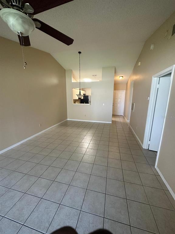 Photo - 30 Silver Falls Cir