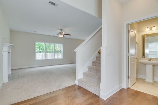 Photo - Canterbury Farms 3 Bed 2.5 Bath!