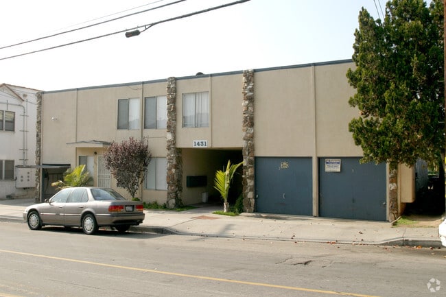 Building Photo - 1431 Obispo Ave Rental