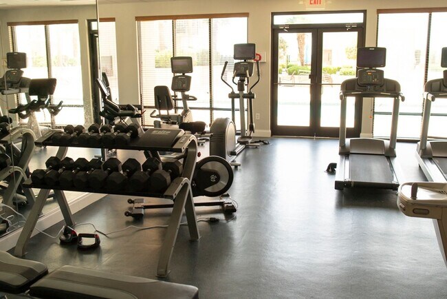 Photo - Furnished 2 Bedroom 2 Bathroom Unit ade101