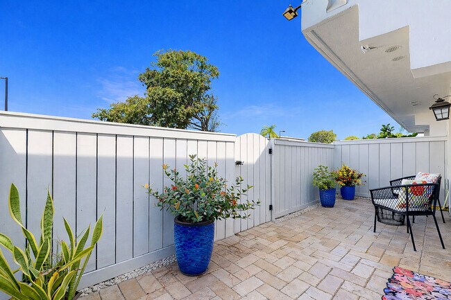 Photo - 6840 SW 45th Ln