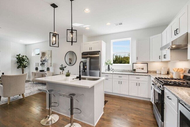 Photo - 1806 Lischey Ave Unit 15