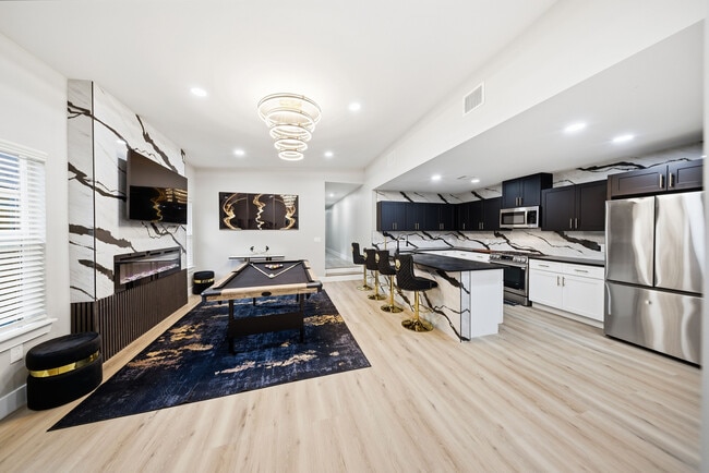 Photo - 5207 Cortelyou Ln