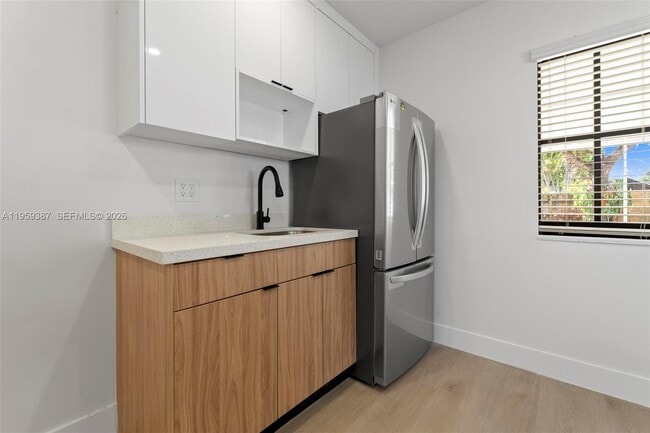 Photo - 1060 Pasco Jose De La Luz Y Caballero Ct Unidad 2