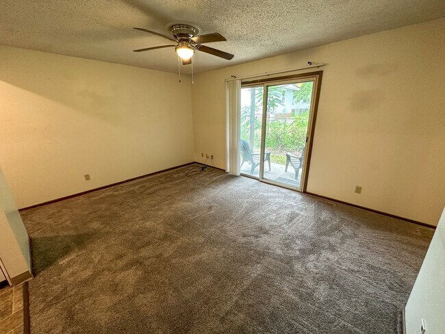 121 Howard