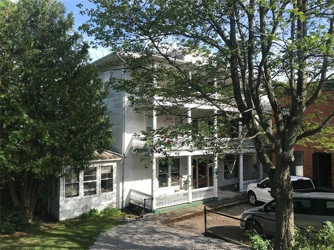Building Photo - 26 Main St