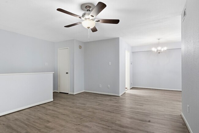 2744 Briarhurst Dr Unit 49