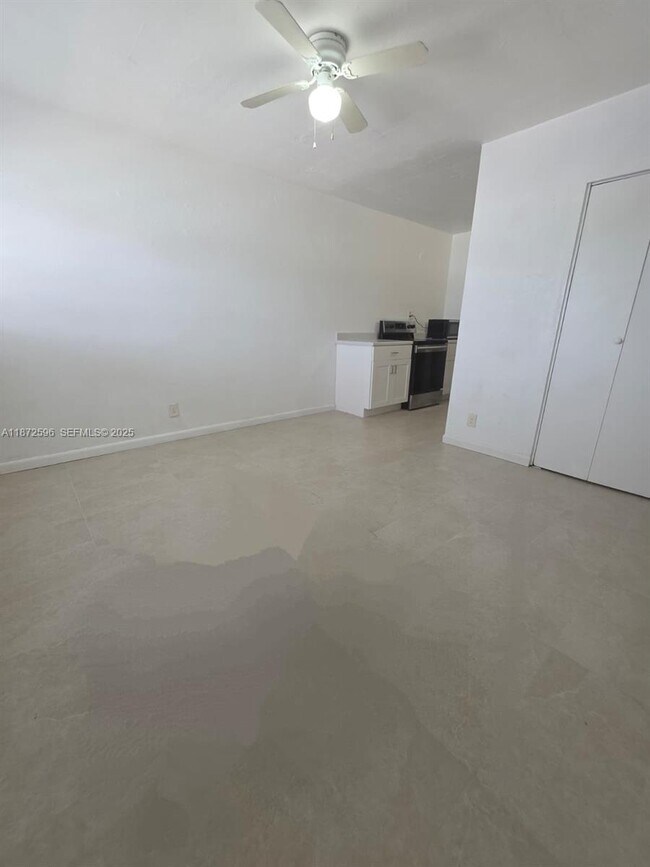 Photo - 511 NW 4th Ave Unit 2