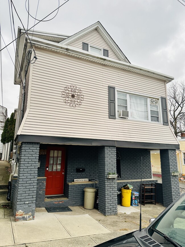 Photo - 84 MacArthur Ave Unit 2