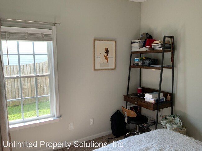 Photo - 3 br, 2 bath House - 113 Olde Well Loop Rd.