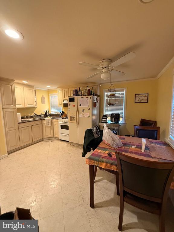 Photo - 2211 Browning Rd