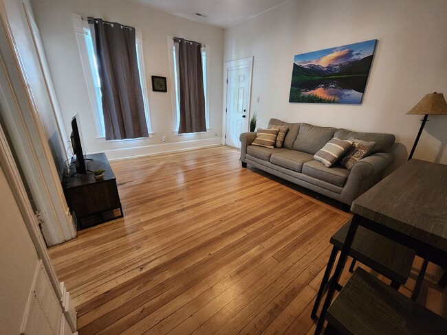 Photo - 2-4 N. 24th St. Unidad 2-4 N. 24th st