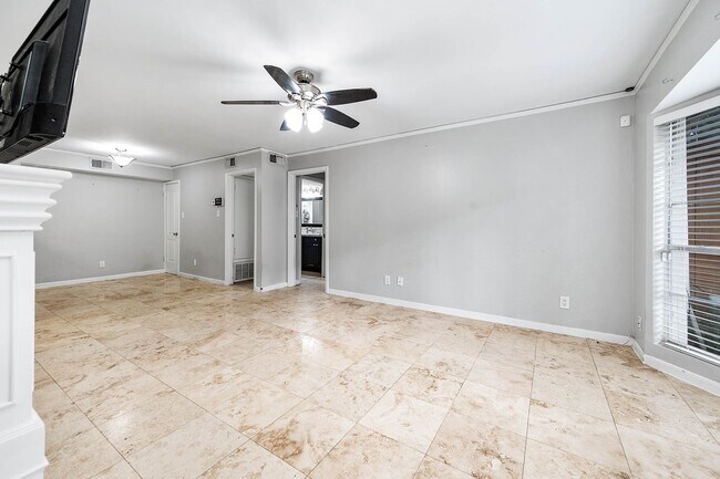2575 Marilee Ln Unit 3
