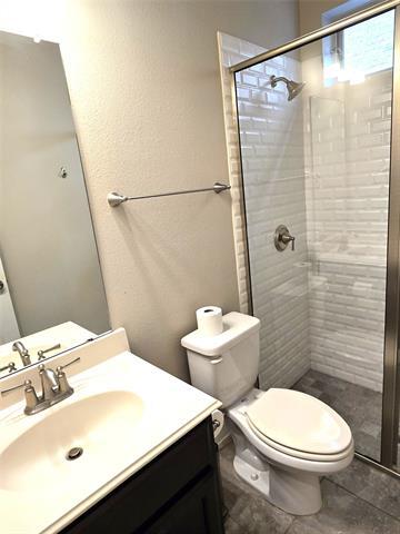 Photo - 680 Wingate Rd