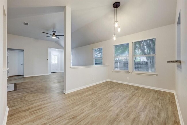 Photo - 21100 Derby Day Ave