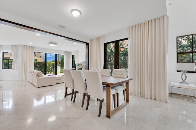 Photo - 10574 NW 70th Ln