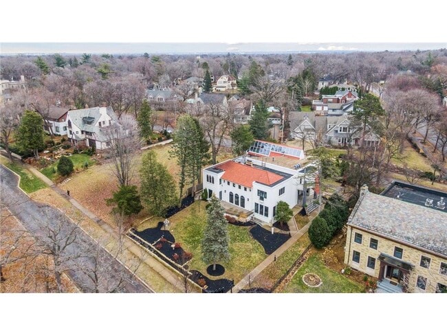 Photo - 4637 E Lake Harriet Pkwy