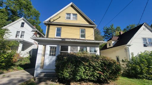 Building Photo - 421 E Thornton St