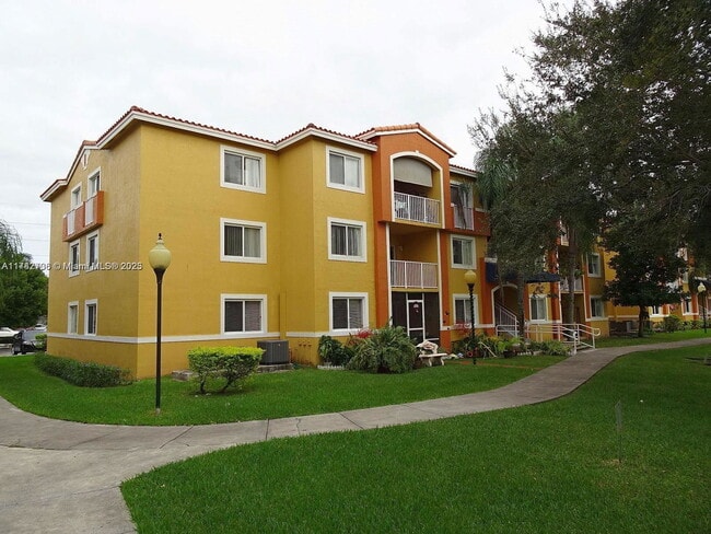 Photo - 21100 SW 87th Ave