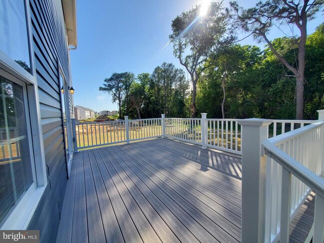 Photo - 205 Cilento Dr