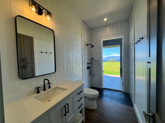 Photo - 170 Haniu St