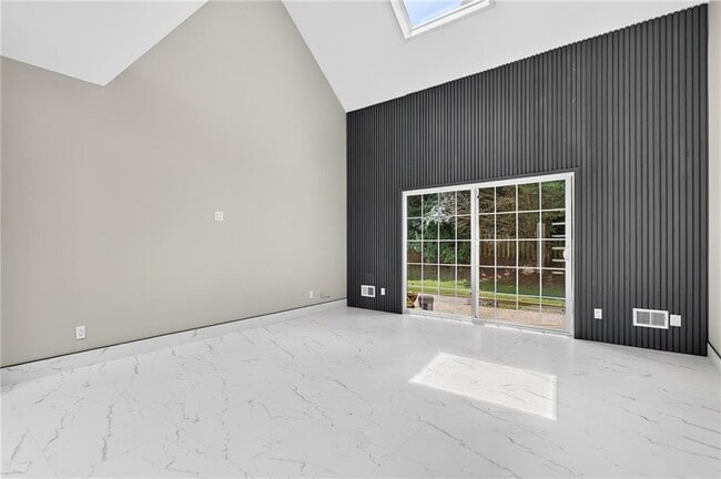 Photo - 475 Trammell Dr