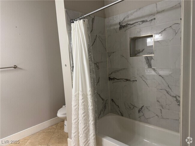 Building Photo - 5250 S Rainbow Blvd Unit 2026 Rental