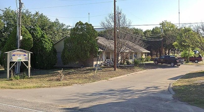 Building Photo - 1901 Taylor Ave Rental