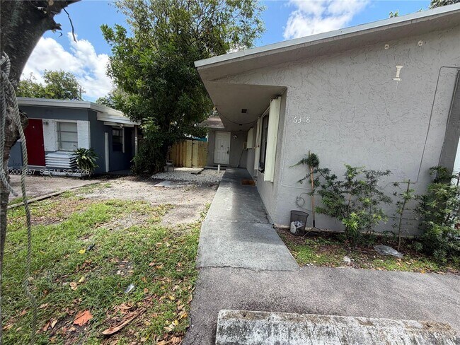 6316 Lincoln St Unit 6316
