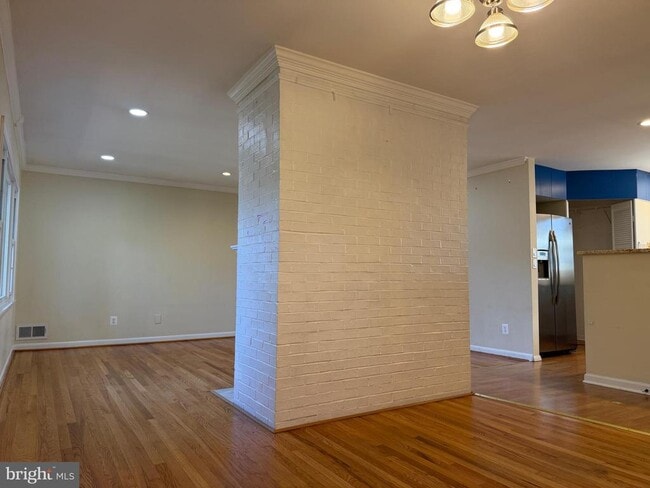 Photo - 5206 Easton Dr