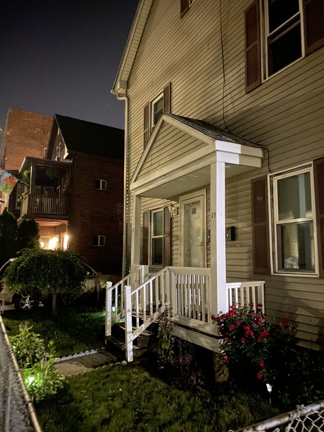 Photo - 19 Charbonneau Ter Unit 2nd floor