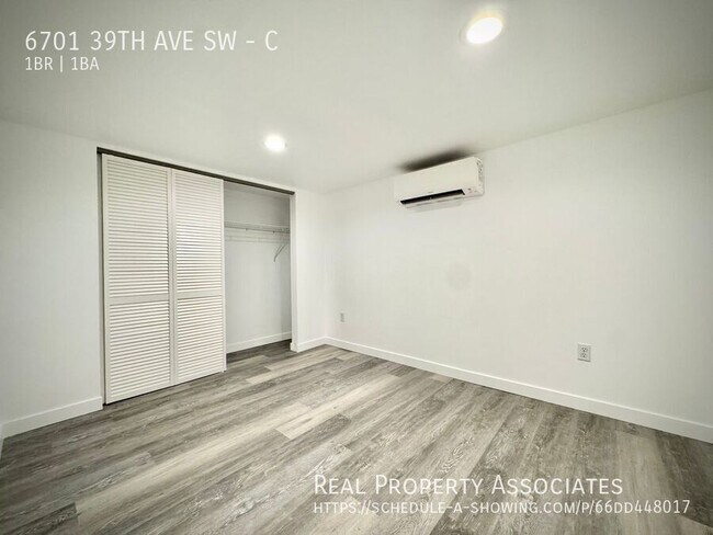 Photo - 6701 39th Ave SW Unit C