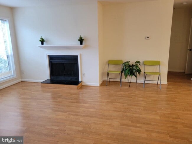 Photo - 3178 Summit Square Dr Unit 3-B12