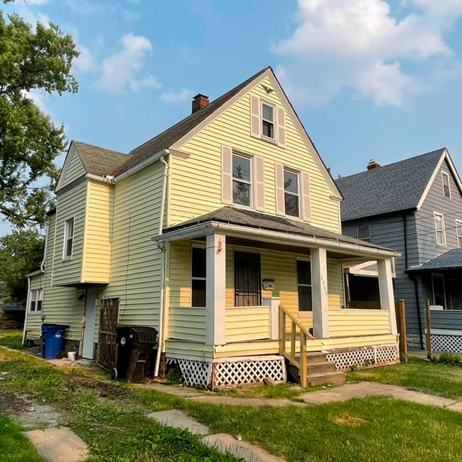 Photo - 3333 W 98th St