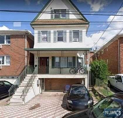 Building Photo - 62 Lincoln St Unit 3 Rental