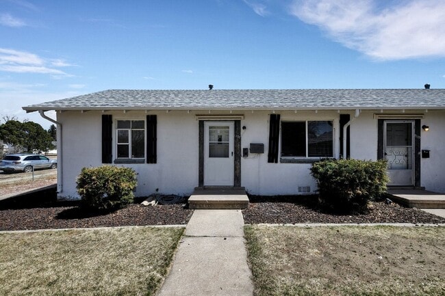 Building Photo - 1201 Janes Ln Unit 1207