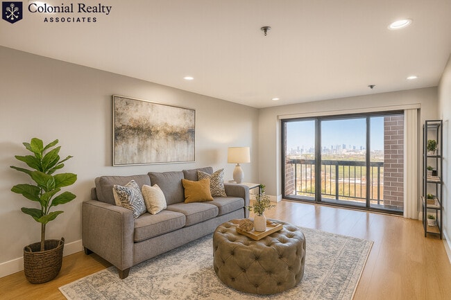 Building Photo - 15 N Beacon St