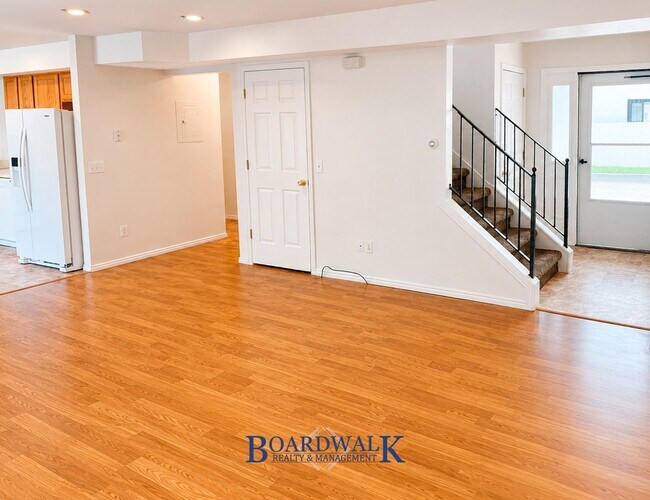 582 N Redwood Rd Unidad 2