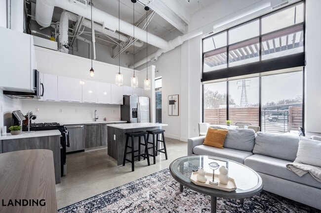 Photo - 1210 Morse Ave Unidad 74