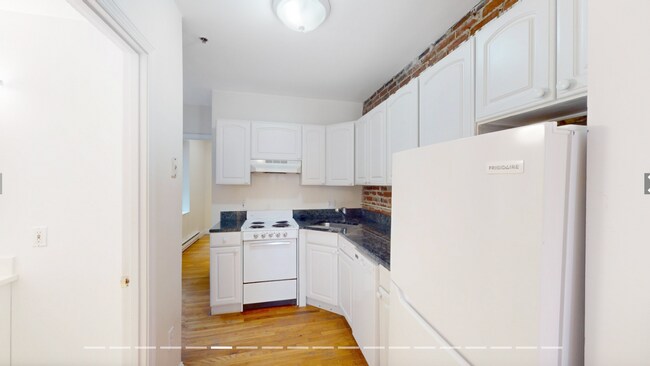 Photo - 90 Prince St Unit 13