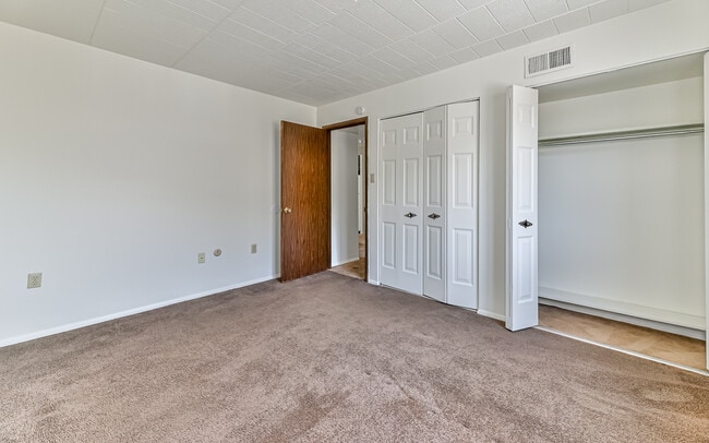 Hillcrest Apartments
