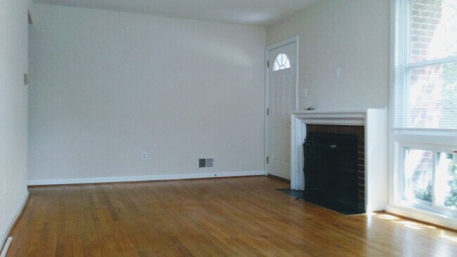 Photo - Bright & Sunny 3BR Rambler in Silver Spring!