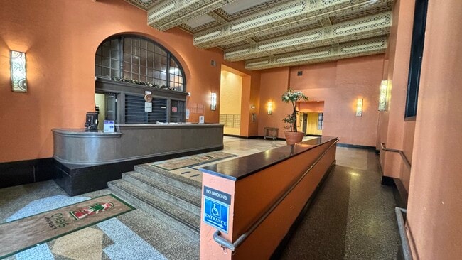 Photo - Oasis Apartments