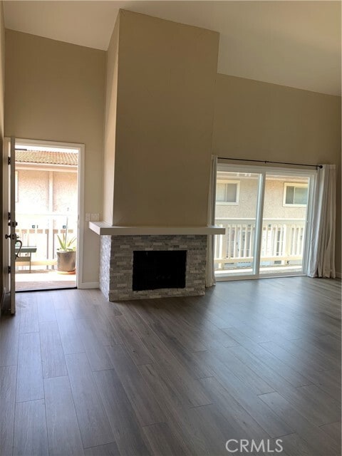 Photo - 23821 Hillhurst Dr Unidad 48