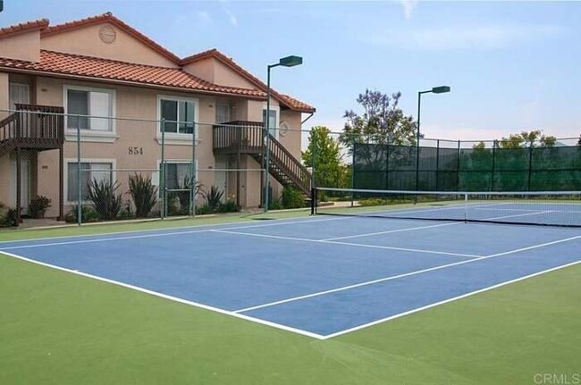 Photo - 874 S Rancho Santa Fe Rd Unidad B