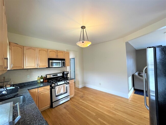Photo - 24 Dalrymple St