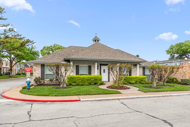 Photo - 11002 Hammerly Blvd Unit 214