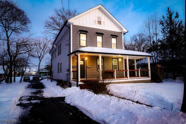 Photo - 655 E Passaic Ave Unit 2