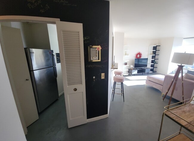 Photo - 5415 N Sheridan Rd Unit 3503